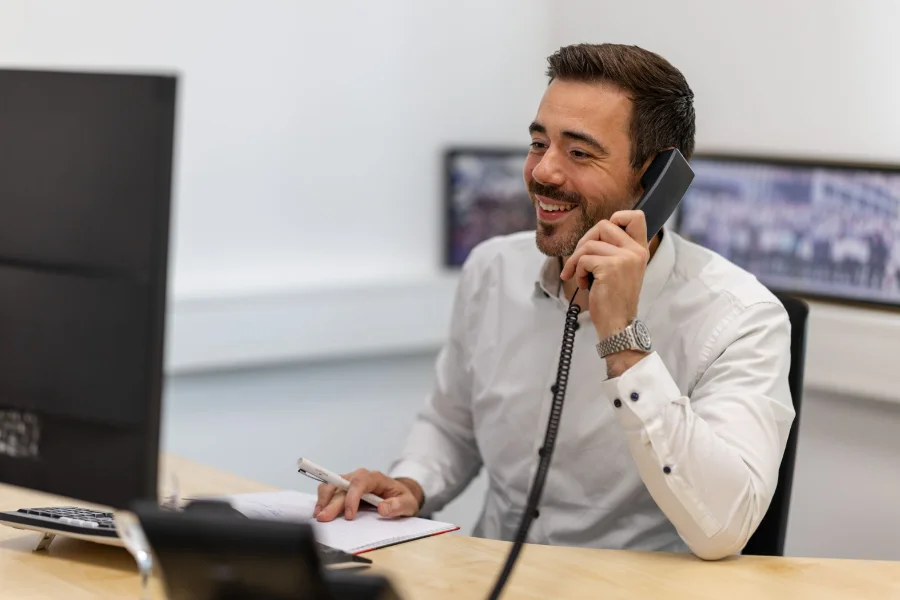 Service Kundendienst Gabelstapler Kundendienst am Telefon